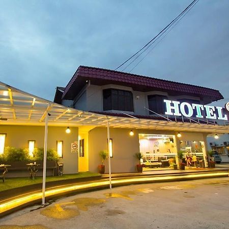 Tkl Hotel Johor Bahru Exterior photo